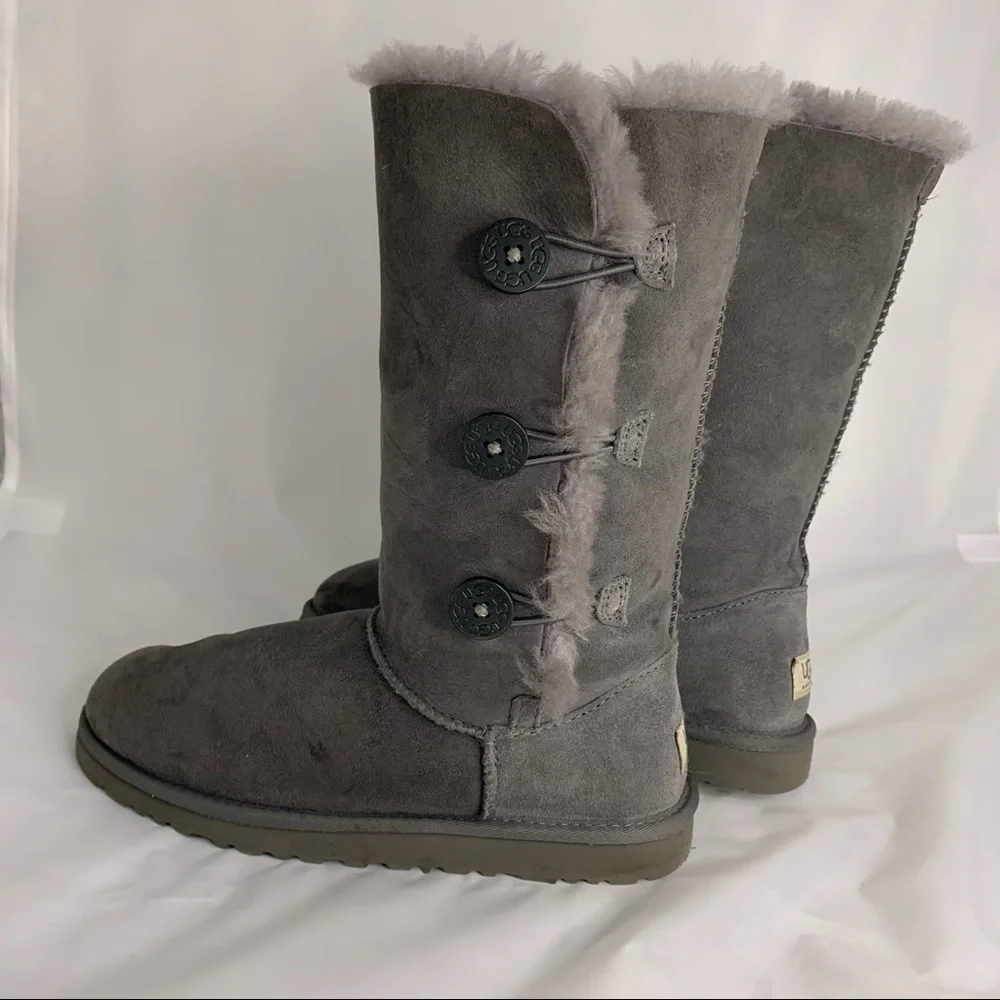 Ugg Bailey Button Gray Boots - Picture 1 of 6